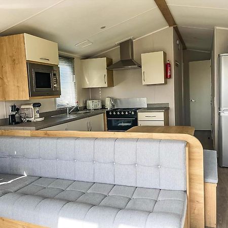 Готель Lovely 8 Berth Caravan For Hire At Barmston Beach Holiday Park Ref 62002O Lund Екстер'єр фото